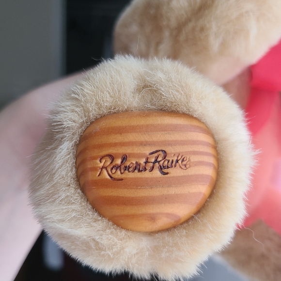 Vintage Autographed Robert Raikes Papa Bear Wooden Plush. - Picture 8 of 10